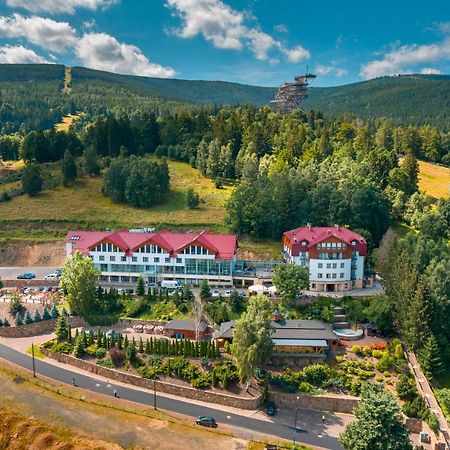 碧艾丽喀卡曼药疗Spa酒店 Świeradów-Zdrój 外观 照片